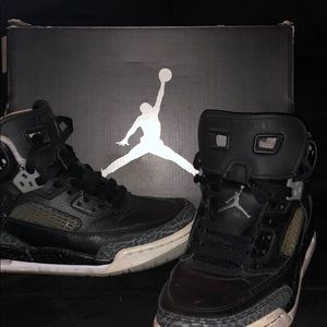 Size 5.5 Jordan’s